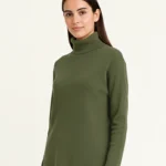 تيشيرت رجالي بأكمام طويلة بياقة عالية