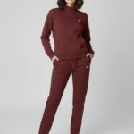 بدلة رياضية نسائية Interlock Core Activewear