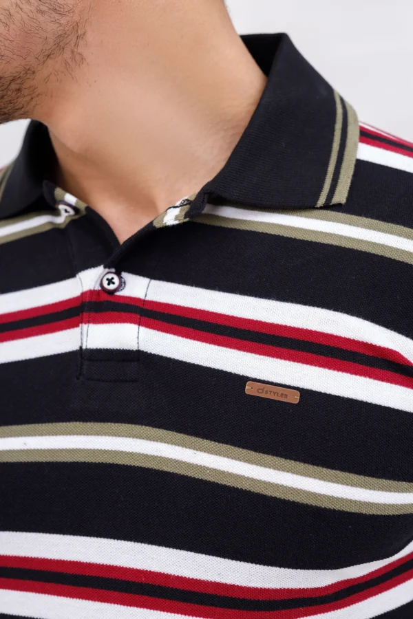 ⁦بولو رجالي بأكمام طويلة – مخطط أسود/أبيض⁩ - الصورة ⁦2⁩