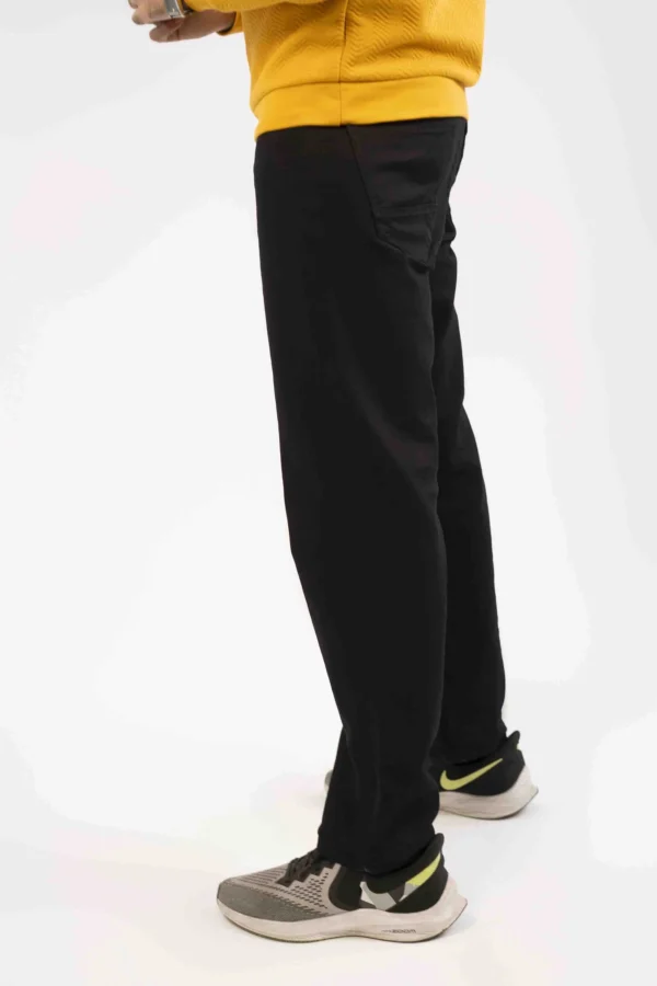 جينز رجالي – قصّة عادية، لون أسود