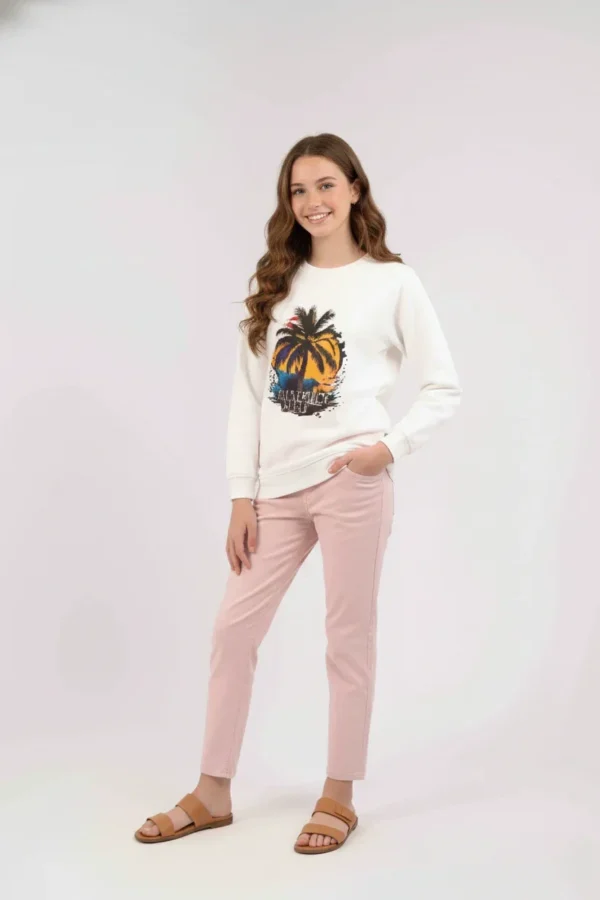 جينز بناتي بقَصّة ضيقة – لون روزا