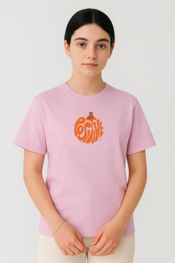 تيشيرت نسائي بطباعة جرافيك