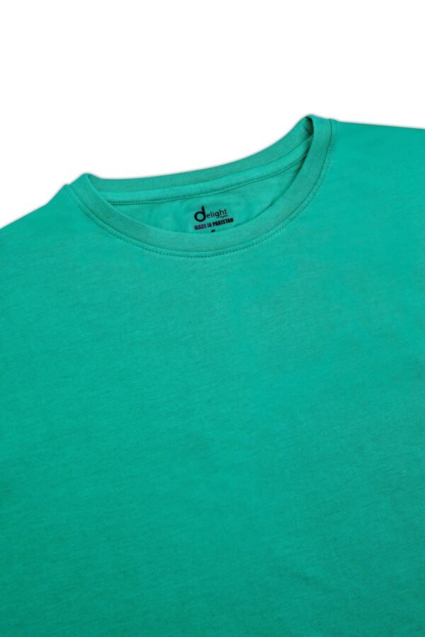 تيشيرت نسائي بطباعة جرافيك - الصورة 2