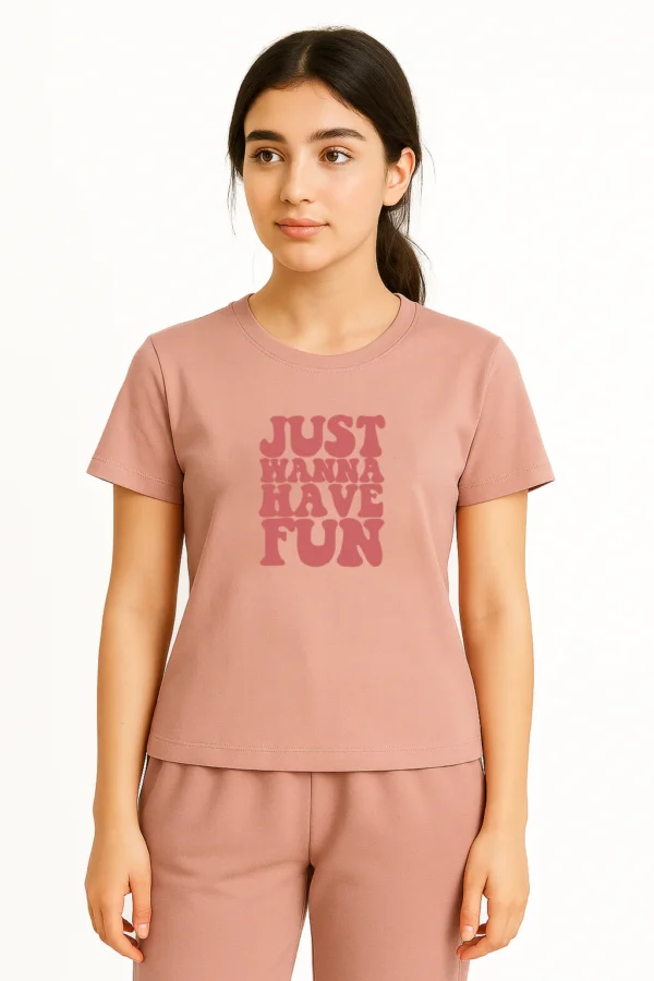 تيشيرت نسائي بطباعه جرافيك