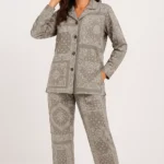 بدلة نوم نسائية رمادية مطبوعة