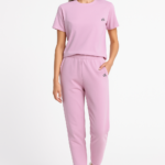 بدلة رياضية نسائية